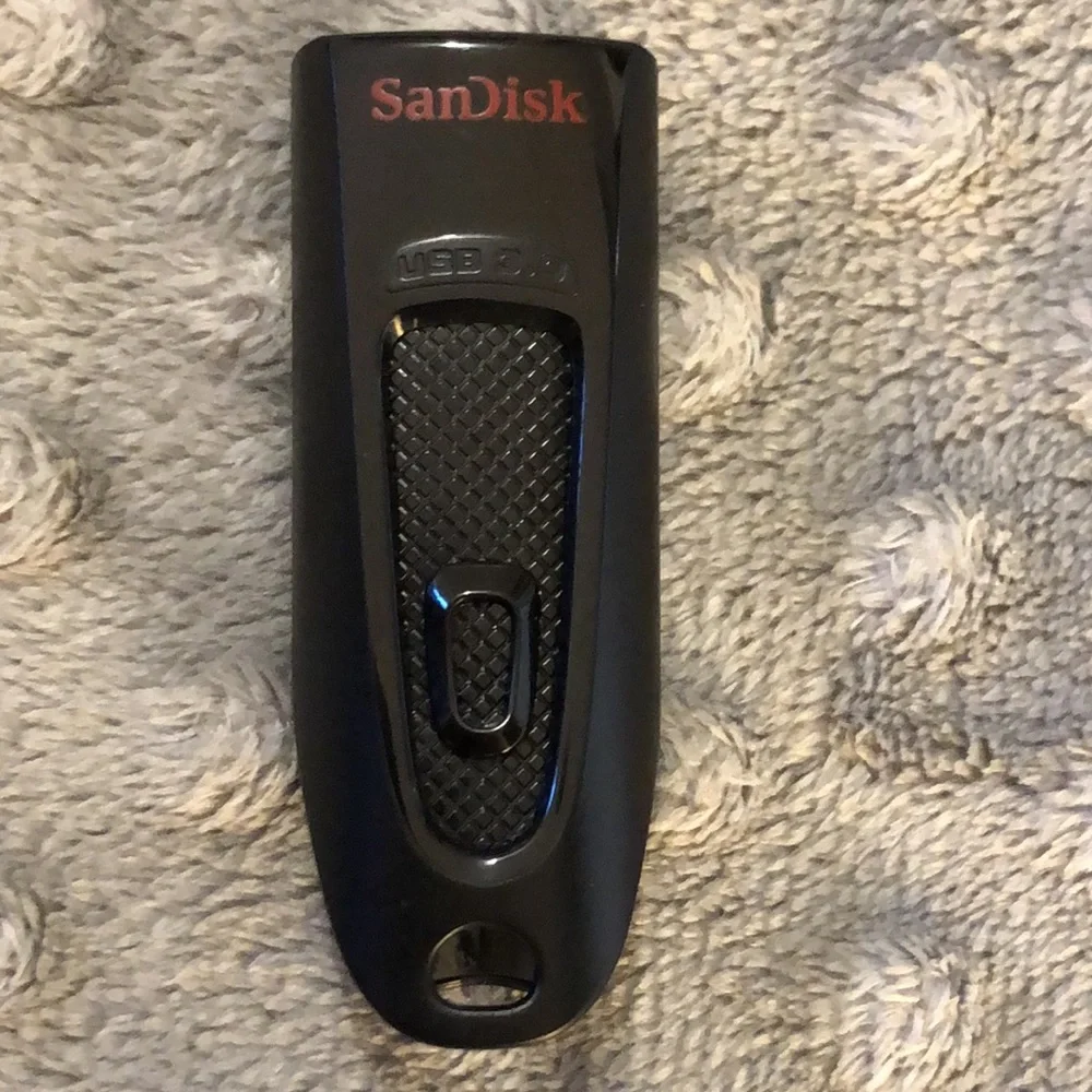 SanDisk 512GB Ultra USB 3.0 Flash Drive - SDCZ48-512G-G46 NWOT / UNUSED